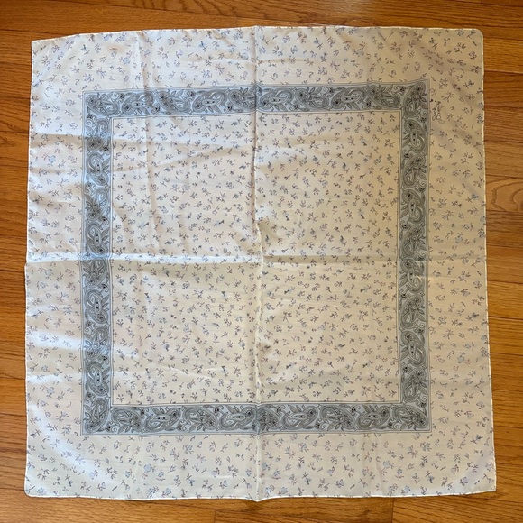 Sarah Coventry Cream and Pink Floral Scarf - Picture 3 of 9